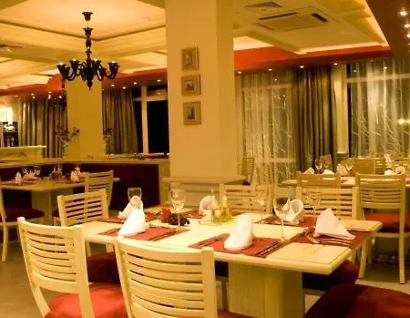דירה Golden Excellence In 5 Stars Sunset פומורי